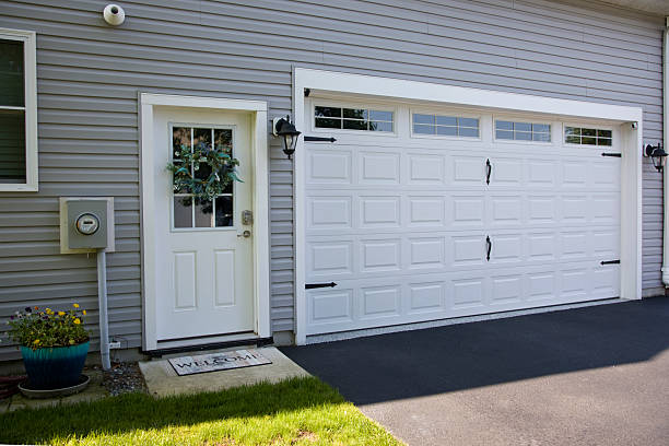 24/7 Emergency Garage Door Roller Replacement experts in McCamey, TX